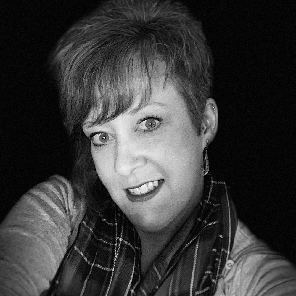 Meet your Posher, Chrystal